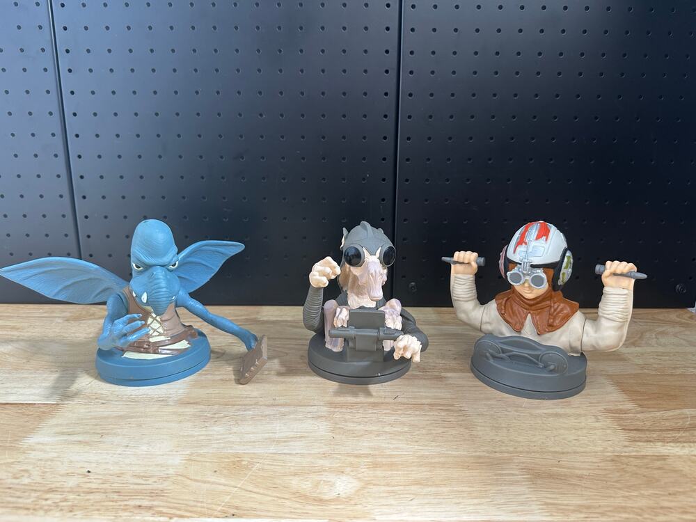 Lot of 3 Star Wars Cup Toppers